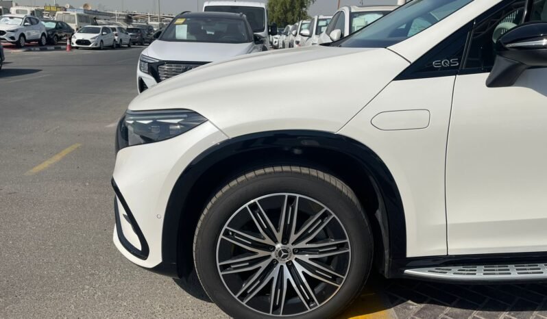 
								Mercedes-Benz EQS full									