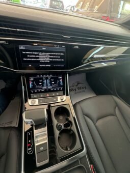 
										AUDI Q7 45 TFSI full									