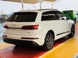 
										AUDI Q7 45 TFSI full									