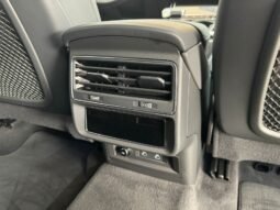 
										AUDI Q7 45 TFSI full									