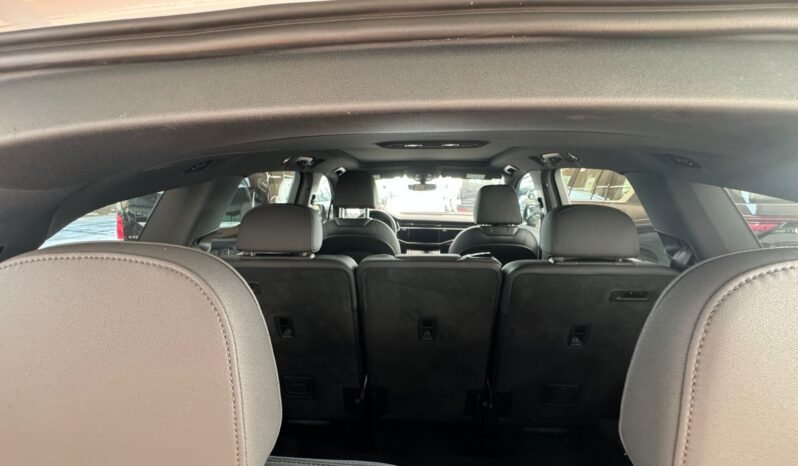 
								AUDI Q7 45 TFSI full									