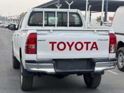 
										TOYOTA HILUX SR5 full									