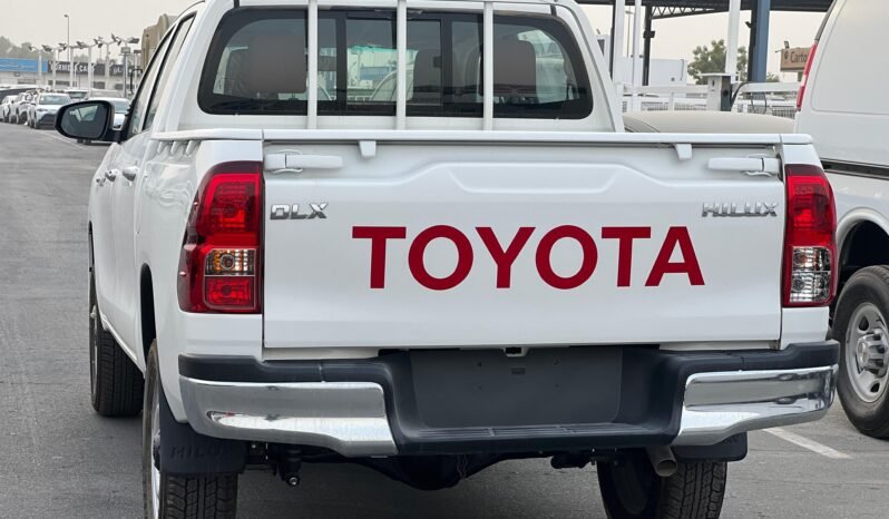 
								TOYOTA HILUX SR5 full									