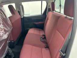 
										TOYOTA HILUX SR5 full									