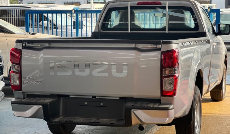 
								Isuzu D-Max full									