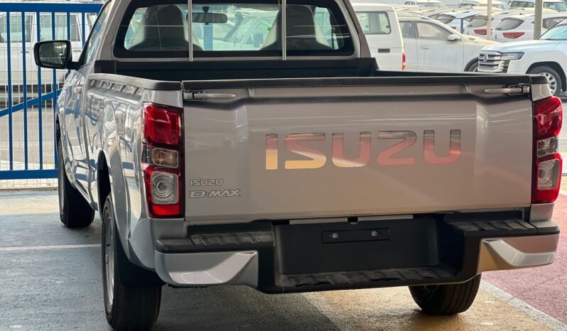 
								Isuzu D-Max full									