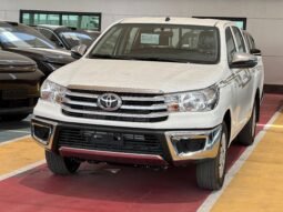 
										TOYOTA HILUX SR5 full									