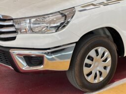 
										TOYOTA HILUX SR5 full									