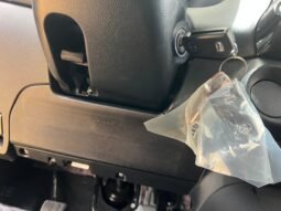 
										TOYOTA HILUX SR5 full									