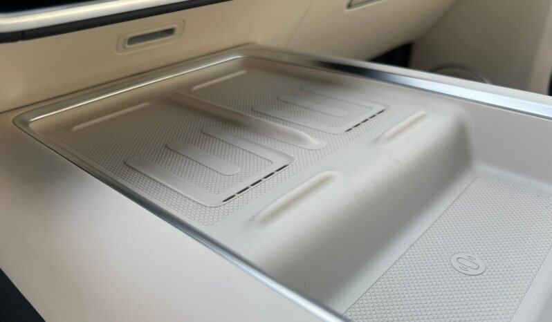 
								LI AUTO – L7 ULTRA full									