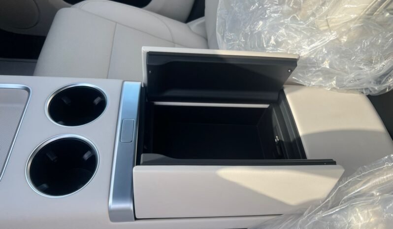 
								LI AUTO – L7 ULTRA full									