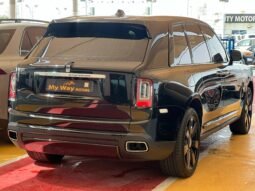 
										ROLLS ROYCE CULLINAN full									