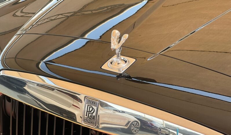 
								ROLLS ROYCE CULLINAN full									