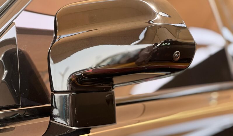 
								ROLLS ROYCE CULLINAN full									