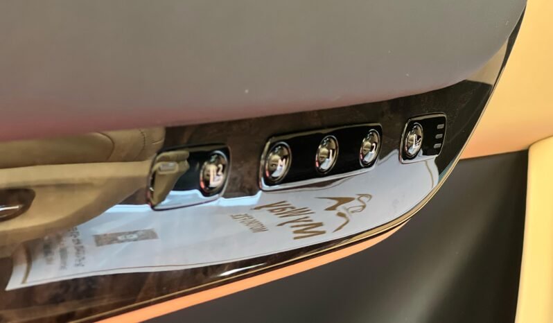 
								ROLLS ROYCE CULLINAN full									