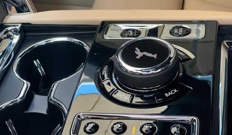 
								ROLLS ROYCE CULLINAN full									