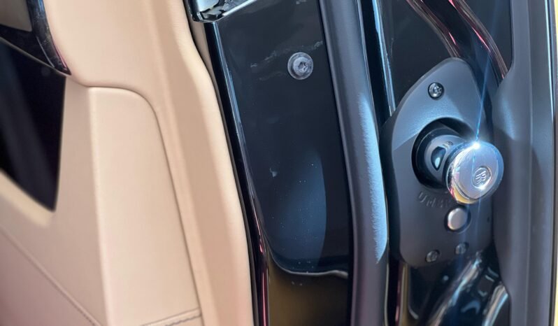 
								ROLLS ROYCE CULLINAN full									