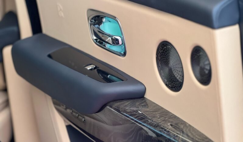 
								ROLLS ROYCE CULLINAN full									