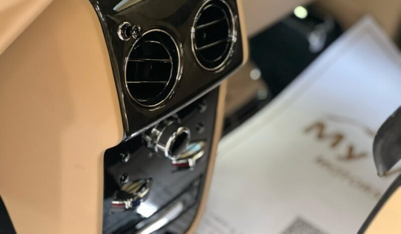 
								ROLLS ROYCE CULLINAN full									