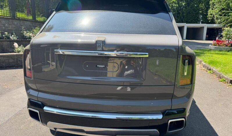 
								ROLLS ROYCE CULLINAN full									