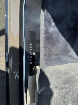 
										ROLLS ROYCE CULLINAN full									