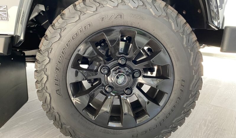 
								LAND ROVER DEFENDER full									