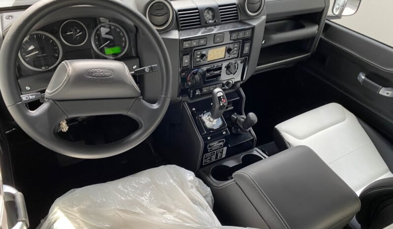 
								LAND ROVER DEFENDER full									