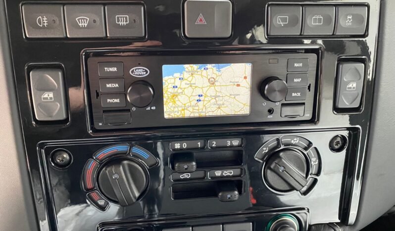 
								LAND ROVER DEFENDER full									