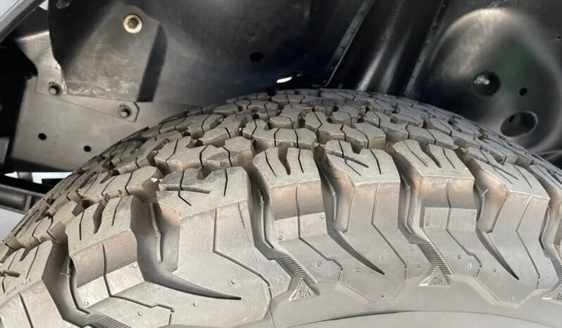 
								LAND ROVER DEFENDER full									