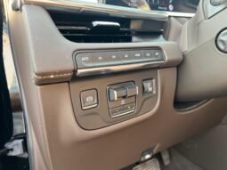 
										CADILLAC ESCALADE full									