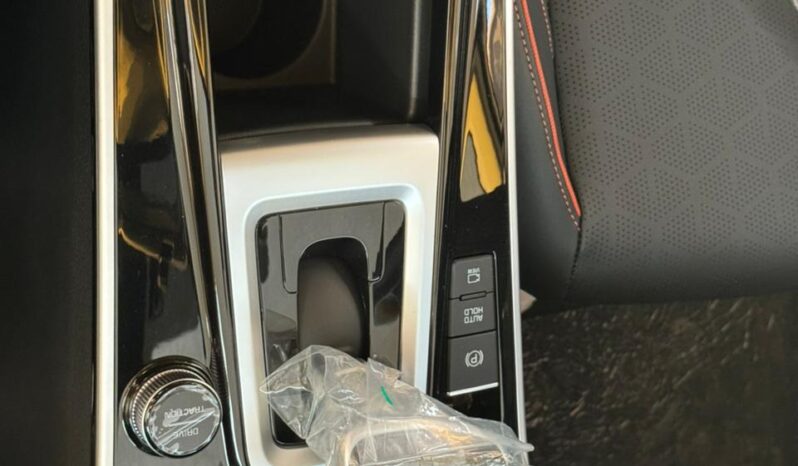 
								Kia Seltos 1.5L Petrol, Model 2025 full									