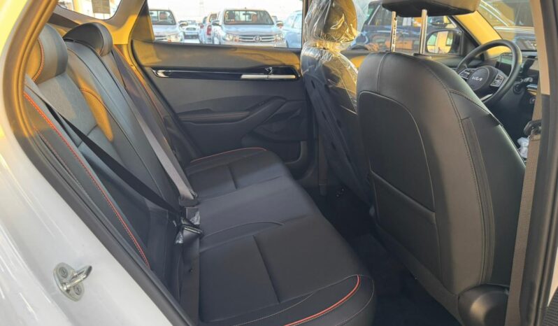 
								Kia Seltos 1.5L Petrol, Model 2025 full									