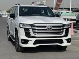 
										2025 Toyota Land Cruiser VXR 3.5L Hybrid full									