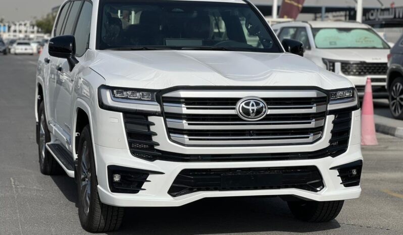 
								2025 Toyota Land Cruiser VXR 3.5L Hybrid full									