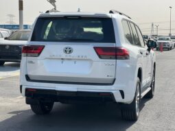 
										2025 Toyota Land Cruiser VXR 3.5L Hybrid full									