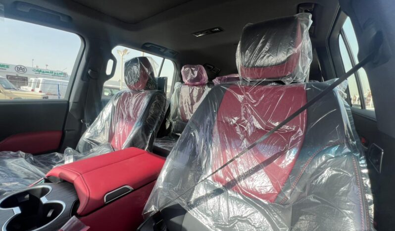 
								2025 Toyota Land Cruiser VXR 3.5L Hybrid full									