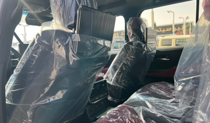 
								2025 Toyota Land Cruiser VXR 3.5L Hybrid full									