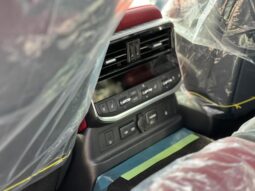 
										2025 Toyota Land Cruiser VXR 3.5L Hybrid full									