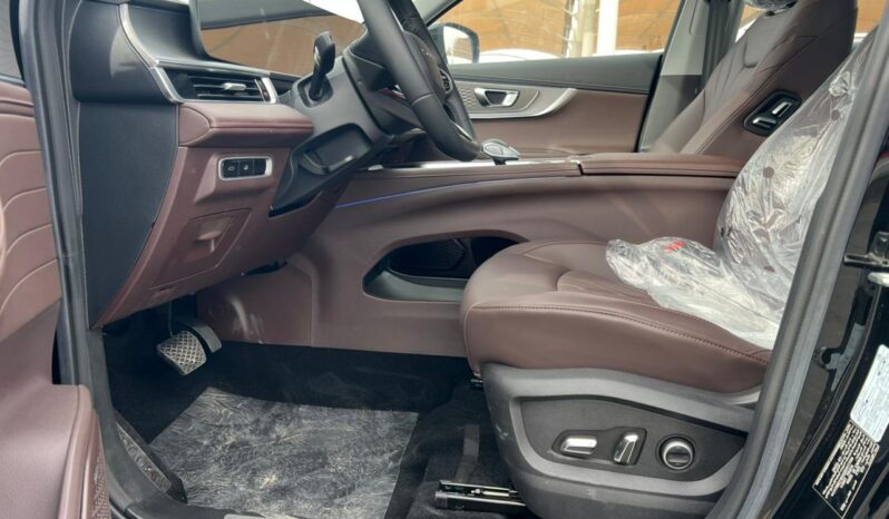 
								Chery Tiggo 8 pro full									