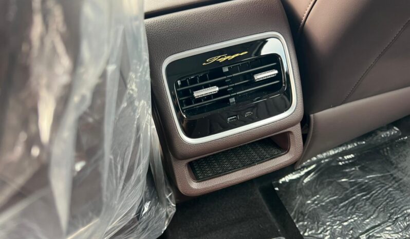 
								Chery Tiggo 8 pro full									