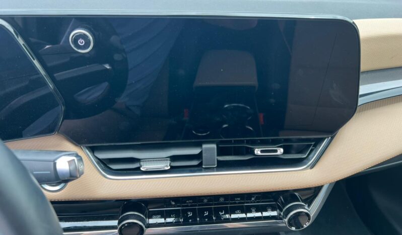 
								Chevrolet Equinox Activ full									